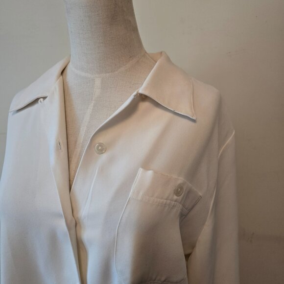 VIPetites by Sears - Cream / White Collared Blouse - Picture 2 of 9